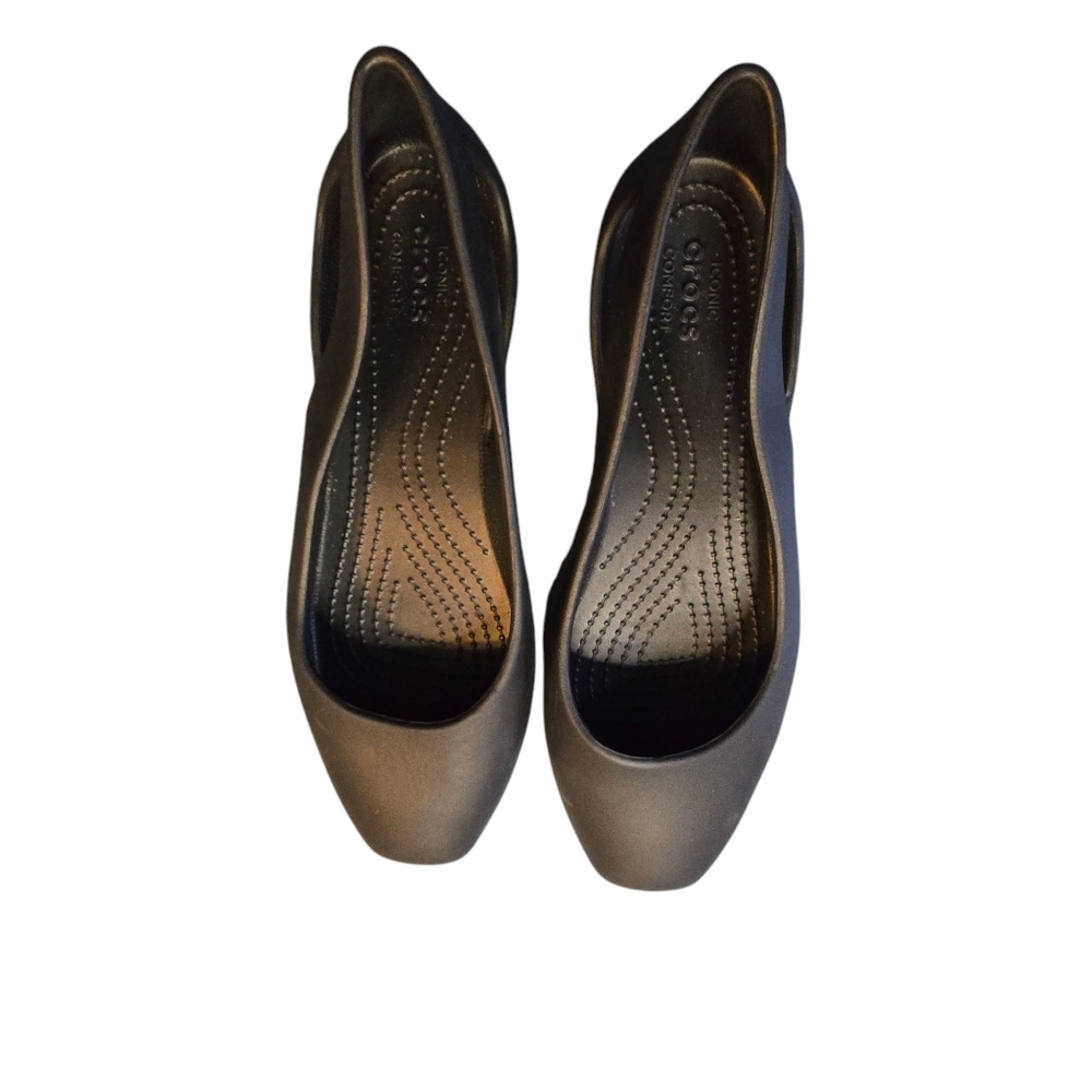 Crocs Womens Black Flats Size 6
